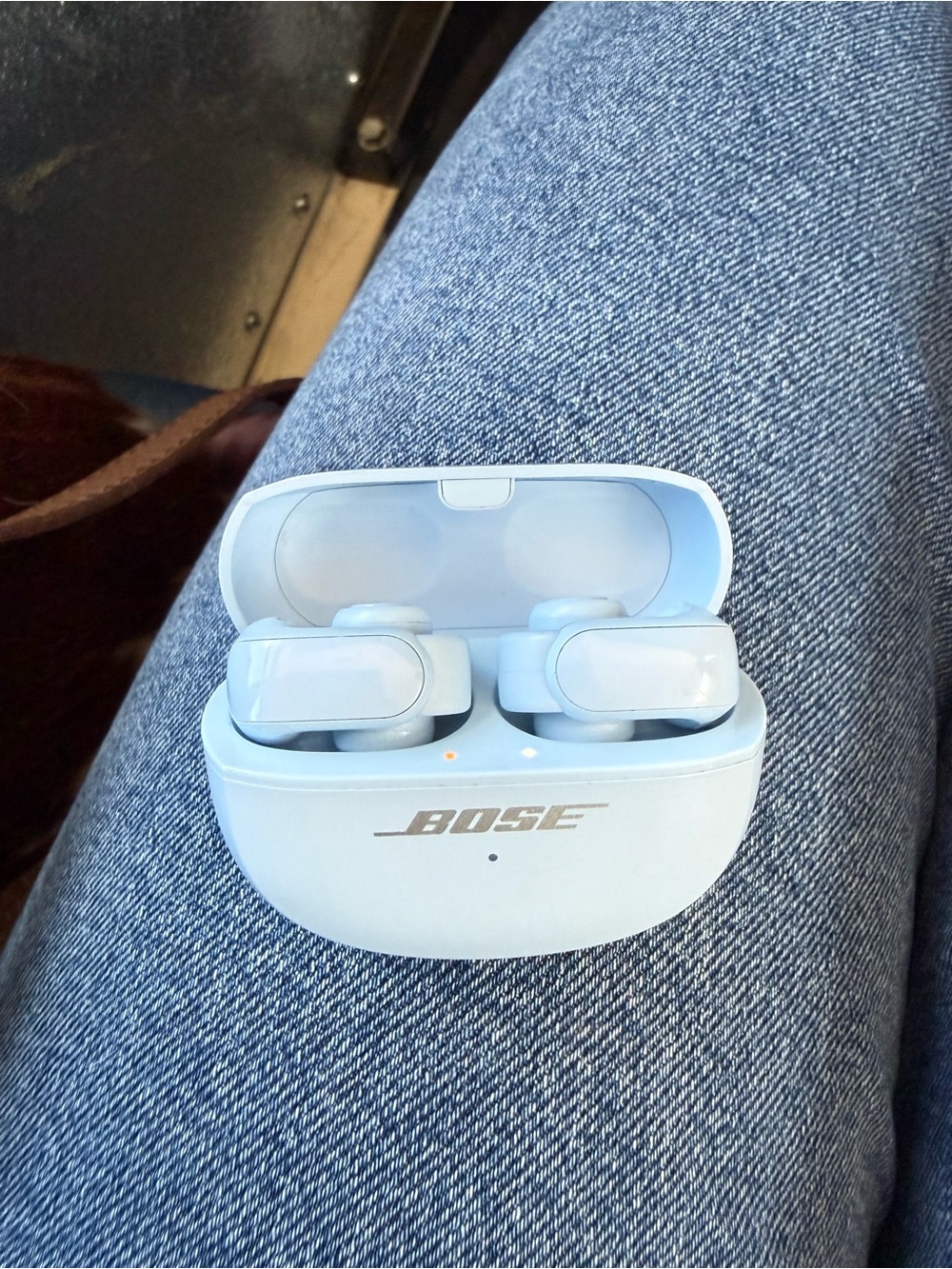 Bose Wireless Earbuds + Charging Case - Light Blue